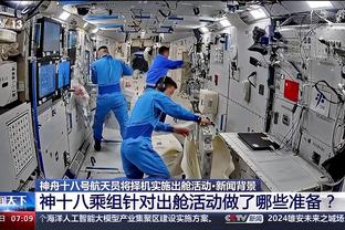 官方：利物浦中场索博斯洛伊当选匈牙利2023年度最佳男运动员